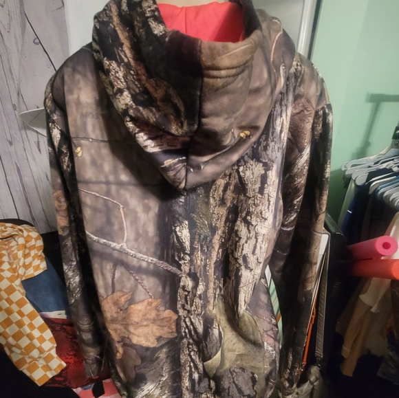 Mossy Oak woman's pink fleece camouflage hoodie - Picture 3 of 11